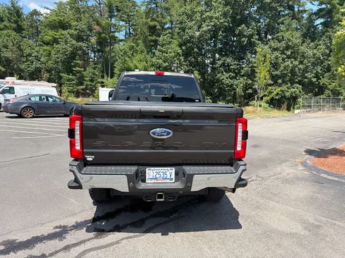 Used 2025 Ford F350 Lariat w/ Lariat Ultimate Package AWD/4WD image 6