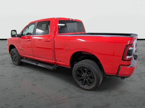 Used 2024 RAM 2500 Big Horn w/ Night Edition AWD/4WD image 2
