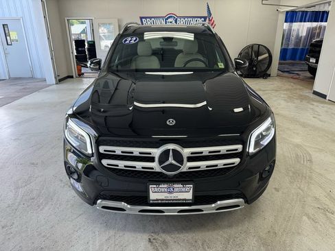 Used 2022 Mercedes-Benz GLB 250 4MATIC w/ Premium Package Lite image 13