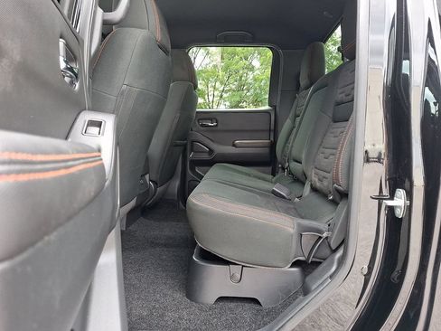 Used 2024 Nissan Frontier PRO-4X w/ Technology Package AWD/4WD image 13