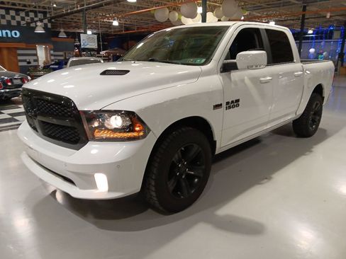 Used 2018 RAM 1500 Sport w/ Convenience Group AWD/4WD image 1