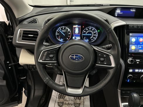 Used 2022 Subaru Ascent Touring AWD/4WD image 29