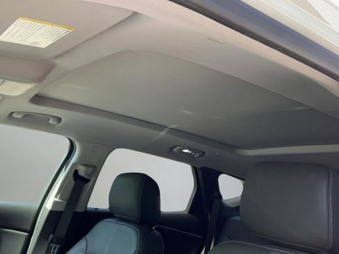 Used 2023 Chevrolet Blazer LT image 18