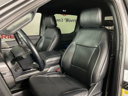 Used 2022 Ford F150 Lariat w/ Equipment Group 502A High image 14