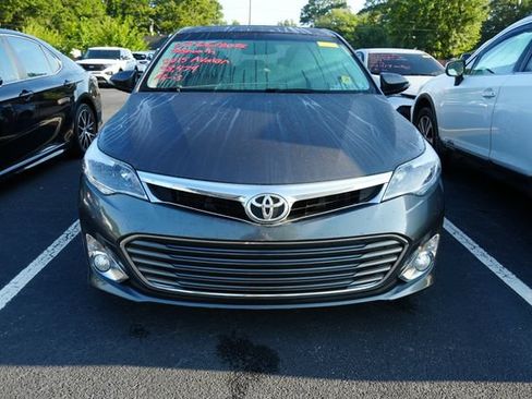 Used 2015 Toyota Avalon XLE Touring FWD image 2