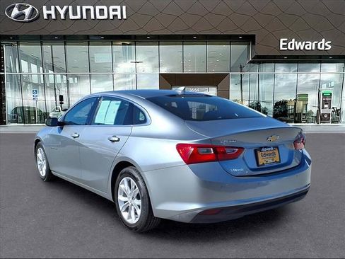 Used 2025 Chevrolet Malibu LT image 5