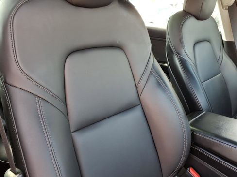 Used 2021 Tesla Model 3 Standard Range Plus RWD image 12
