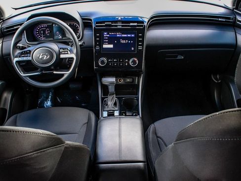 Used 2024 Hyundai Tucson SE image 35