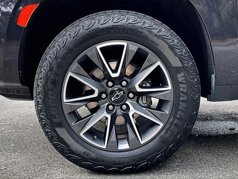 Used 2022 Chevrolet Tahoe Z71 w/ Luxury Package image 30