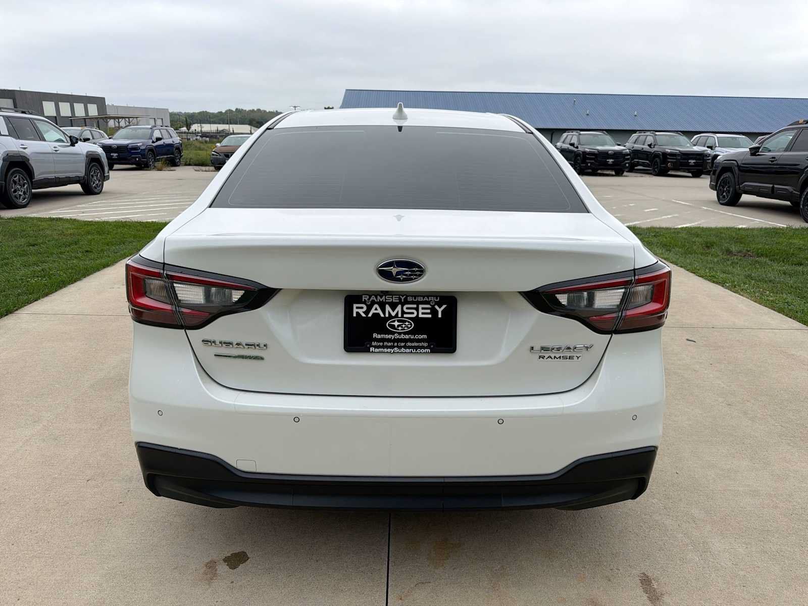 Used 2024 Subaru Legacy Limited AWD/4WD image 5