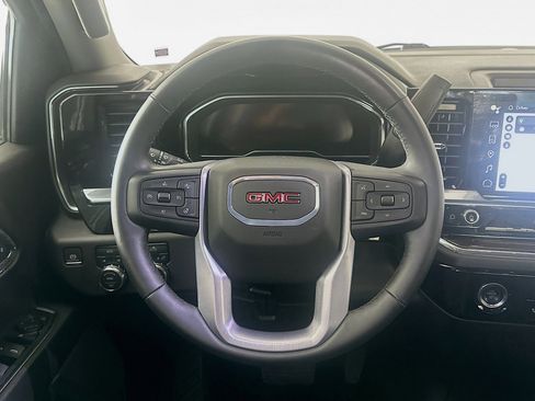 Used 2024 GMC Sierra 1500 Elevation image 17