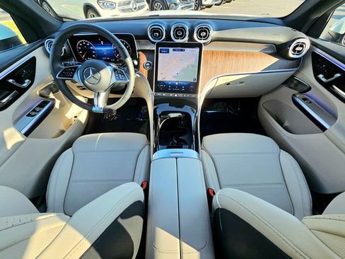 Certified 2026 Mercedes-Benz GLC 300 4MATIC image 25
