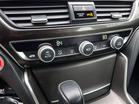 Used 2022 Honda Accord Sport image 15