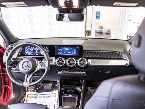 Used 2024 Mercedes-Benz EQB 250+ w/ Winter Package image 33