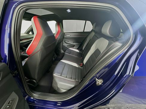 Used 2022 Volkswagen GTI SE image 27