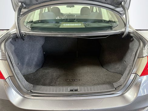 Used 2019 Nissan Sentra SV FWD image 23