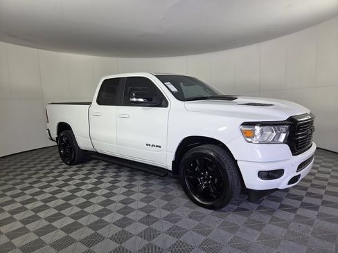 Used 2021 RAM 1500 Big Horn AWD/4WD image 3