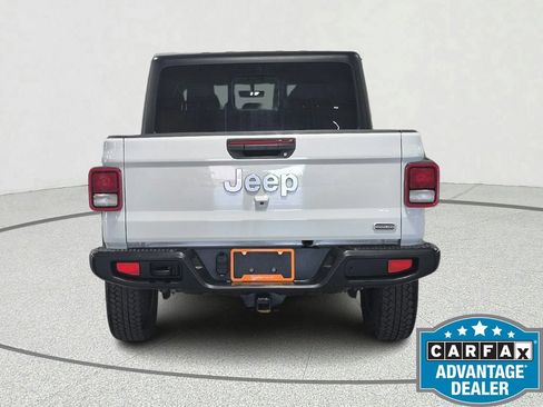 Used 2023 Jeep Gladiator Overland w/ Popular Equipment Package AWD/4WD image 6