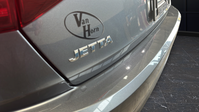 Used 2021 Volkswagen Jetta S w/ Driver Assistance Package FWD image 34