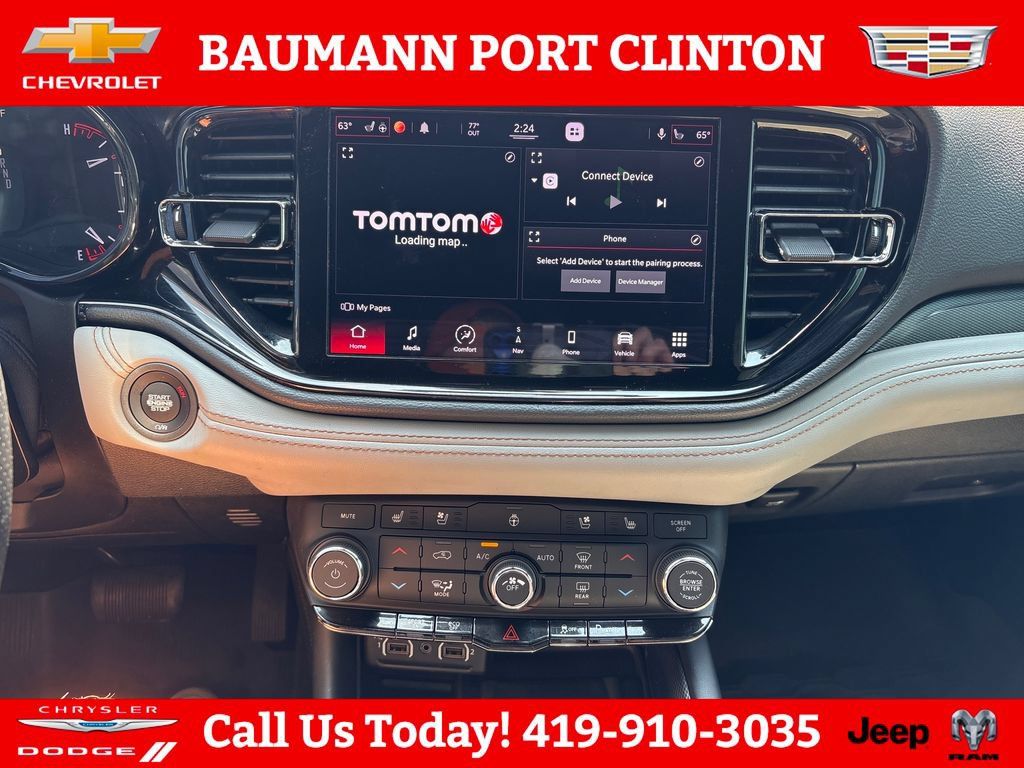 Used 2021 Dodge Durango R/T w/ Blacktop Package AWD/4WD image 19