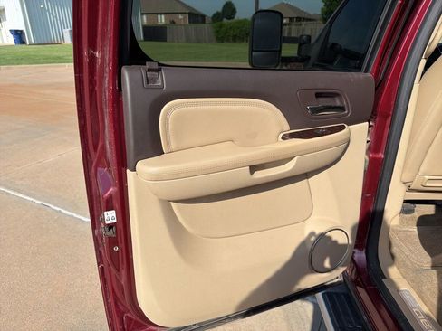 Used 2014 GMC Sierra 2500 Denali AWD/4WD image 17