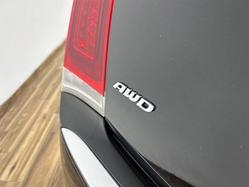 Certified 2018 Chrysler 300 Touring L AWD/4WD image 22