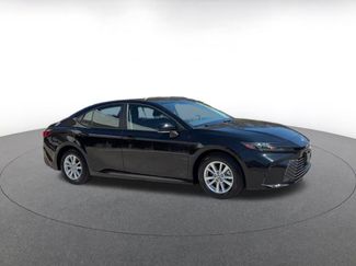 Used 2025 Toyota Camry LE FWD video 2