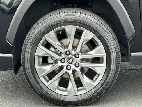 Used 2024 Toyota RAV4 XLE Premium w/ Weather Package AWD/4WD image 31