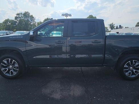Used 2025 Chevrolet Silverado 1500 LT AWD/4WD image 4