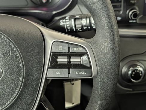 Used 2019 Kia Sorento L FWD image 19