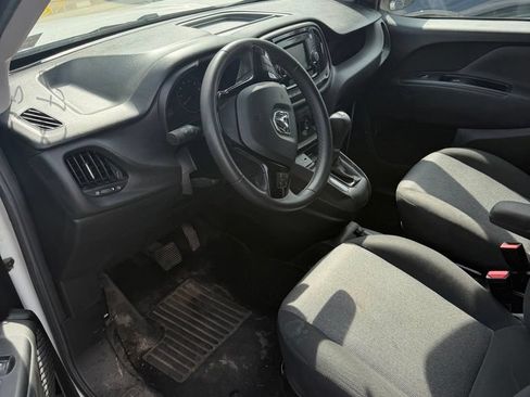Used 2022 RAM ProMaster City Tradesman FWD image 10