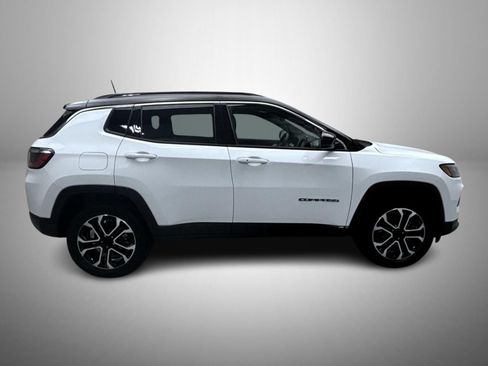 Used 2023 Jeep Compass Limited AWD/4WD image 4
