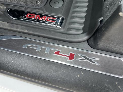 New 2026 GMC Sierra 1500 AT4X AWD/4WD image 38