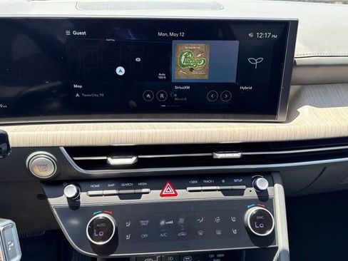 New 2025 Hyundai Sonata Limited image 18