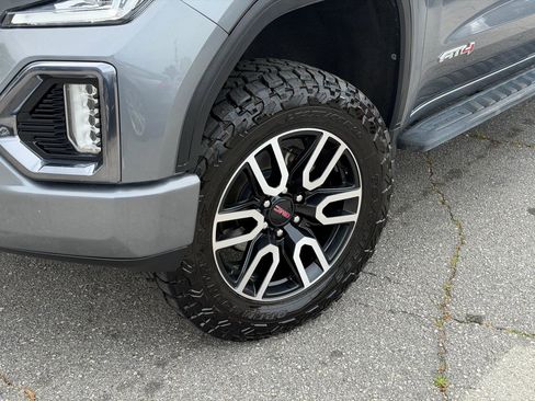 Used 2021 GMC Sierra 1500 AT4 w/ AT4 Premium Package image 5
