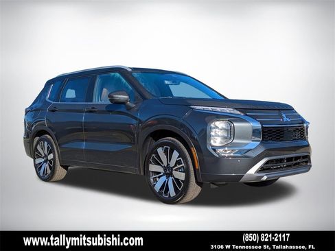 New 2025 Mitsubishi Outlander SEL image 1