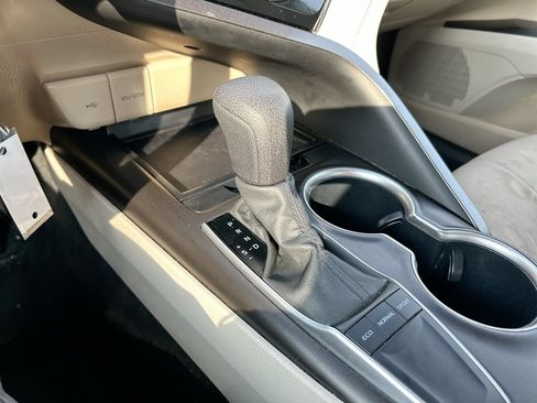 Used 2024 Toyota Camry LE FWD image 25