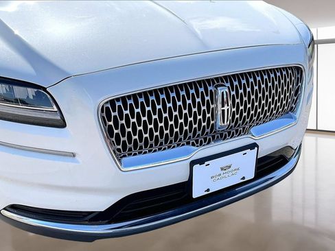 Used 2022 Lincoln Nautilus Reserve AWD/4WD image 30