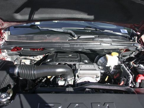 Used 2019 RAM 1500 Limited image 11