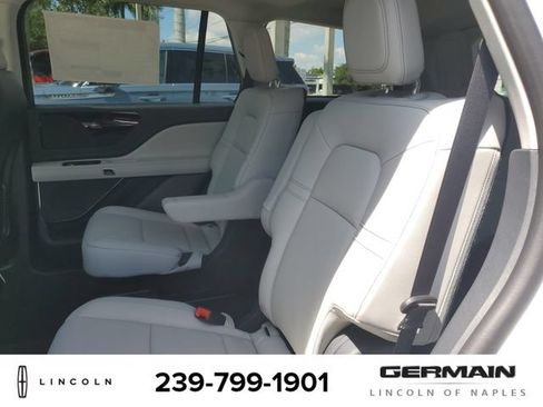 New 2026 Lincoln Aviator 2WD image 19