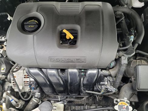 Used 2023 Kia Forte LXS w/ LXS Technology Package FWD image 30
