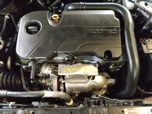 Used 2021 Chevrolet Malibu LS image 30