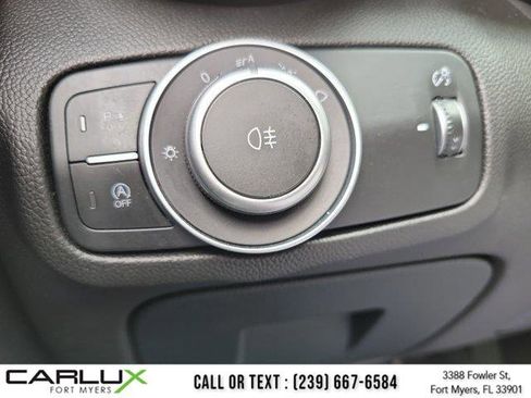 Used 2018 Alfa Romeo Giulia RWD image 29