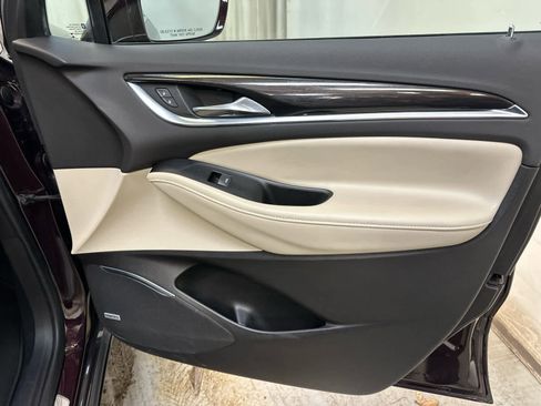 Used 2018 Buick Enclave Premium w/ Experience Buick Package image 17