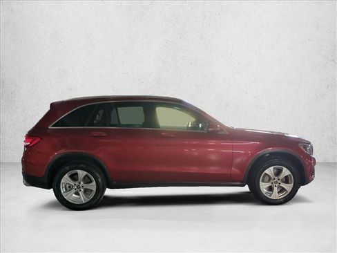 Used 2017 Mercedes-Benz GLC 300 image 4
