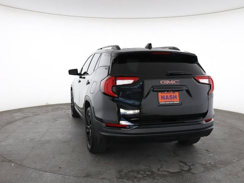 Used 2022 GMC Terrain SLT w/ Elevation Edition FWD image 10