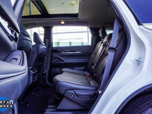 Certified 2023 INFINITI QX60 Pure image 17