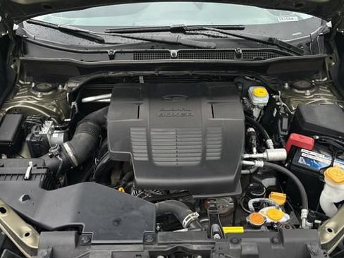 Used 2024 Subaru Forester Premium AWD/4WD image 17