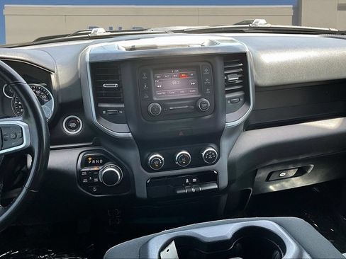 Used 2021 RAM 1500 Big Horn AWD/4WD image 12