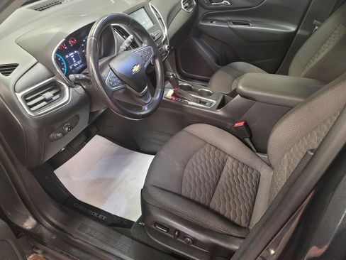 Used 2018 Chevrolet Equinox LT image 8